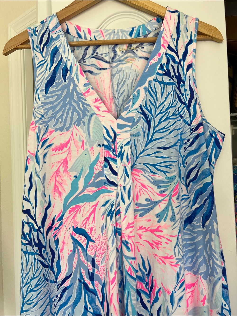 NWOT Lilly Pulitzer Sleeveless V‑Neck Tank Dress in Blue & Pink Coral Print - Picture 2 of 9